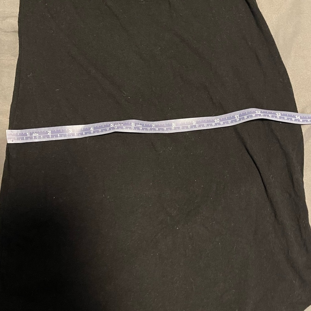 Black dress - Picture 7 of 7